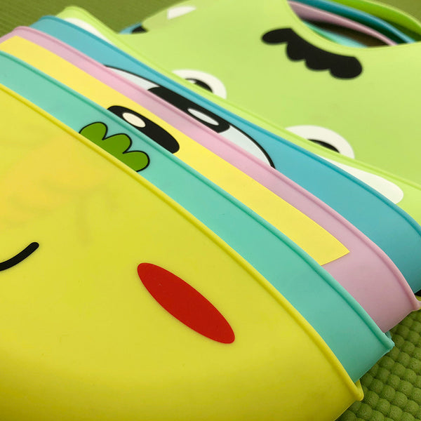 Baberos Silicona Grado Alimentario con Bolsillo para Comida | Baberos Impermeables Ajustables para Niños