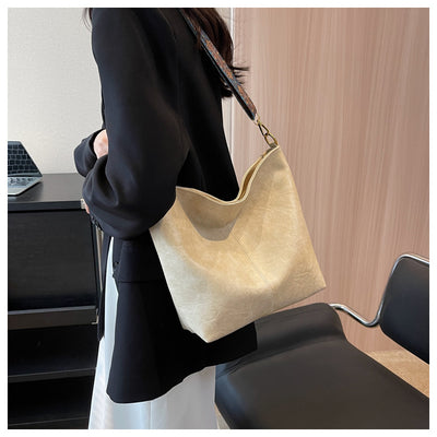 Bolso Bandolera Bucket de Gran Capacidad para Mujer - Image 24