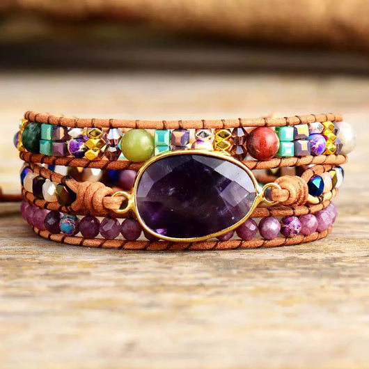 Pulsera Étnica de Cuero con Grano de Madera y Cristal - Image 6