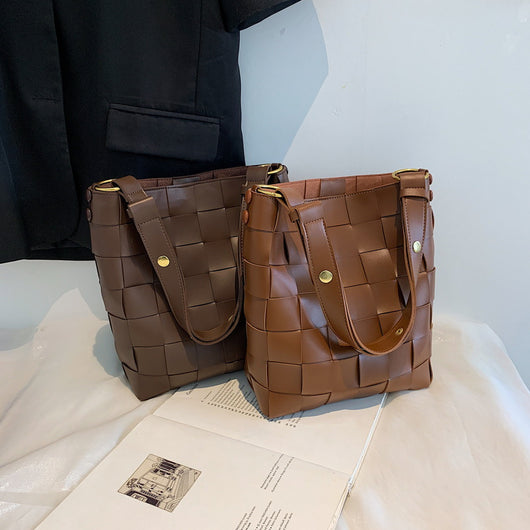 Bolso Bucket Trenzado Otoño - Diseño Minimalista y Versátil - Image 6