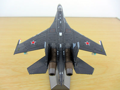 Avión de Combate Policial Acabado Completo - Modelo Coleccionable - Image 9