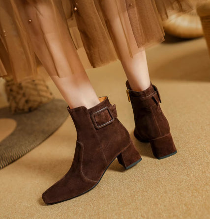 Botas Tobilleras de Tacón Grueso con Hebilla de Cuero Estilo Retro - Image 18
