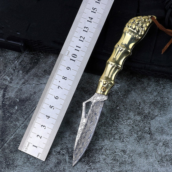 Cuchillo Táctico Damascus con Mango de Cobre para Aventuras al Aire Libre