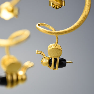 Aretes de Plata Esterlina con Diseño Geométrico de Abeja - Image 7