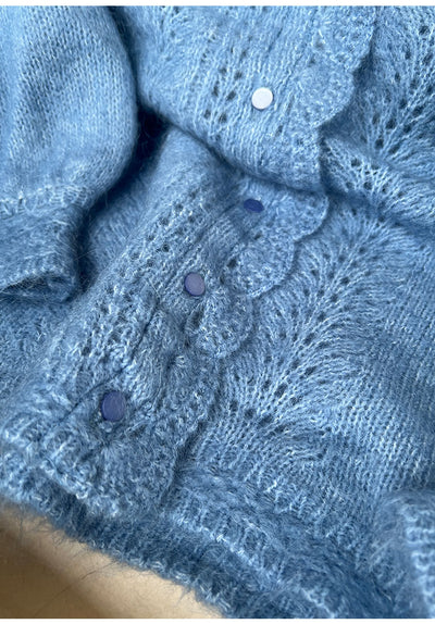 Cardigan Mohair Azul Neblina Tejido Cuello V Mangas Abullonadas - Image 10
