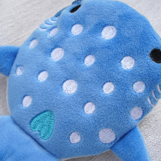 Monedero Infantil Tiburón de Peluche con Dije Adorable - Image 5
