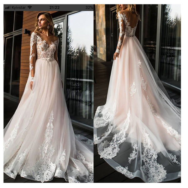 Vestido de Novia Manga Larga con Encaje Ajustado y Cola