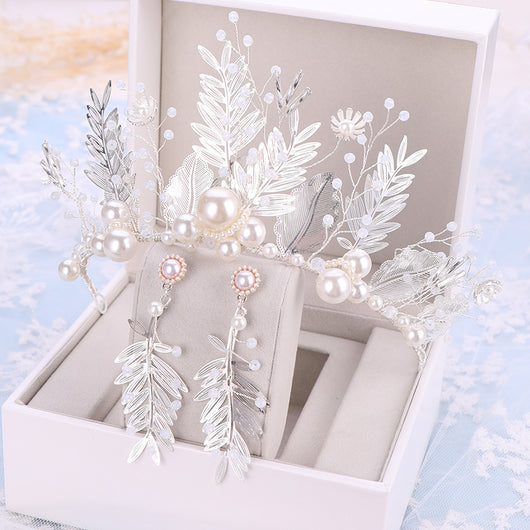 Corona Nupcial de Cristal y Hojas para Novia con Aretes - Image 3