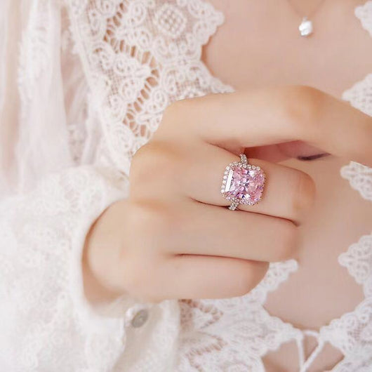 Anillo de Diamante Cuadrado en Plata Esterlina Chapada en Oro - Image 10