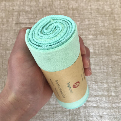 Toalla Cuadrada Absorbente para Yoga y Fitness - Image 31