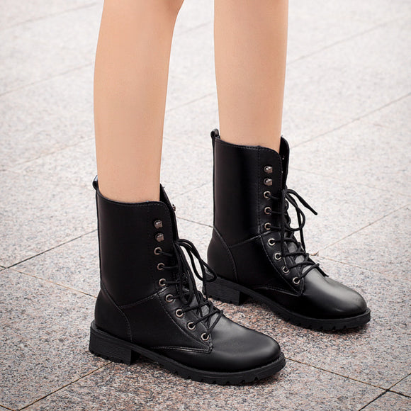 Botas Británicas de Caña Gruesa con Suela Reforzada