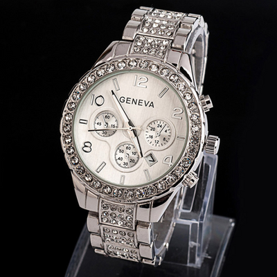 Reloj de Diamante Geneva para Mujer - Elegancia Empresarial y Casual - Image 5