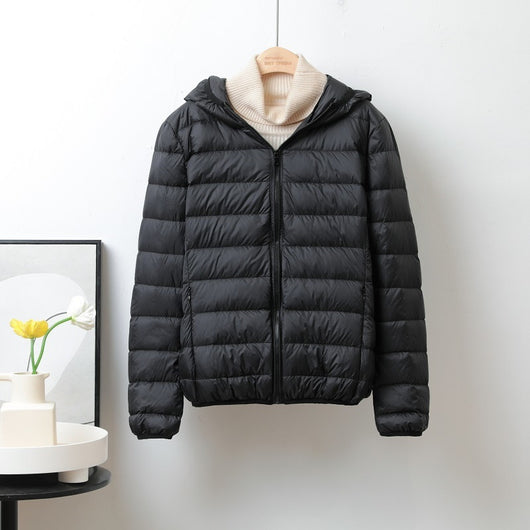 Chaqueta Corta Acolchada de Plumón para Mujer con Capucha y Cuello Alto - Image 4
