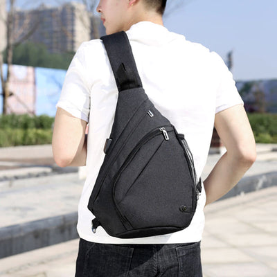Bolsa de Pecho para Hombre con Compartimento para Botella y Puerto USB - Image 2