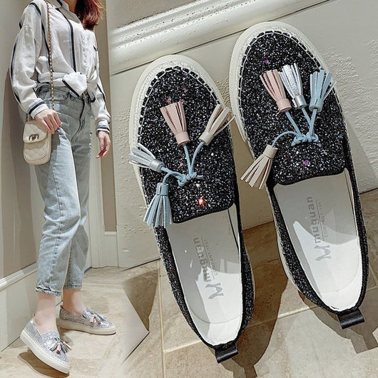 Tenis Planos con Flecos - Image 5