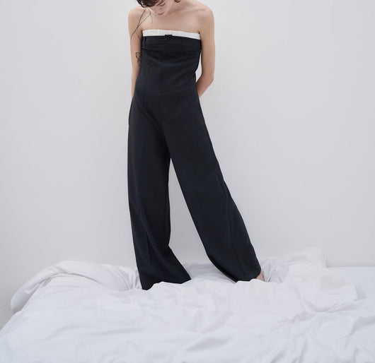 Jumpsuit de Pierna Ancha con Cuello Frío y Detalles en Contraste - Image 3