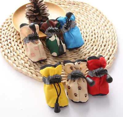 Zapatos Estilosos para Perros con Diseño Único en Lona Resistente - Image 4