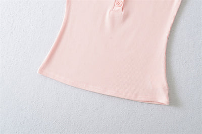Playera Cuello V Ajustada de Manga Corta - Diseño Moderno y Favorecedor - Image 36