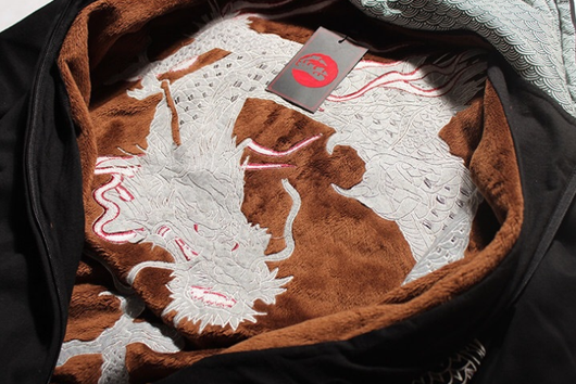 Sudadera Roja con Bordado de Dragón - Image 10