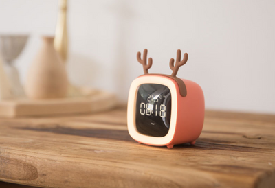 Reloj Despertador Digital con Luz Nocturna, Termómetro y Carga USB para Niños - Image 29