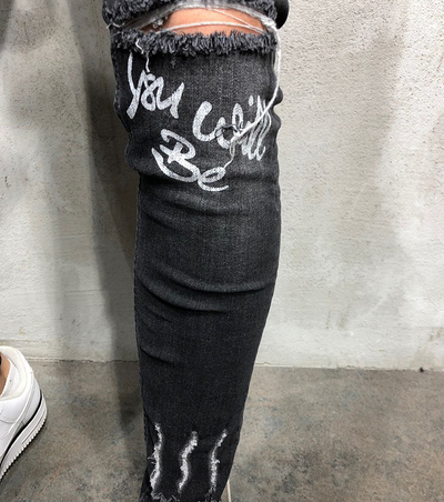 Pantalones con Roturas Estampado Letras Inglesas - Image 5