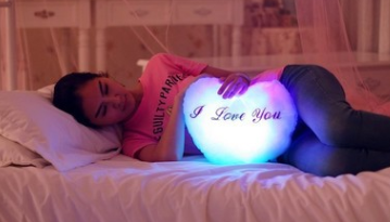 Almohada Musical Luminosa con Peluche Interactivo - Image 11