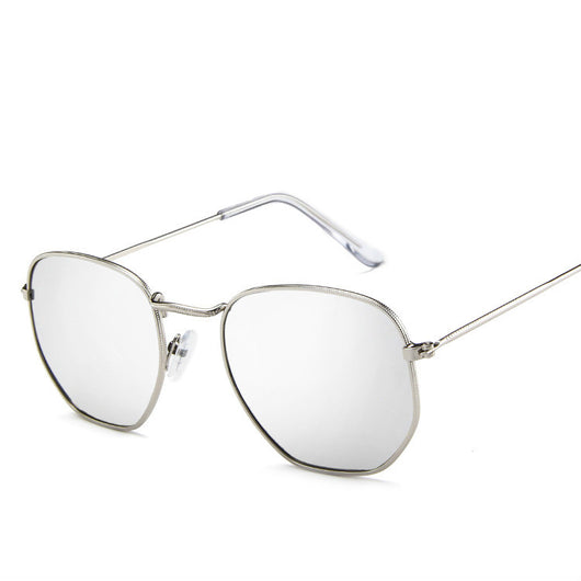 Gafas de Sol Cuadradas Compactas - Image 10