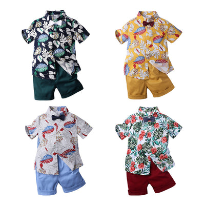 Conjunto de Dos Piezas: Playera Infantil Estampada de Manga Corta