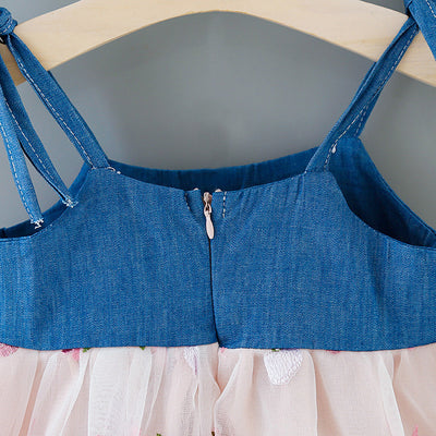 Vestido Infantil Denim con Detalles de Malla y Tirantes - Image 18