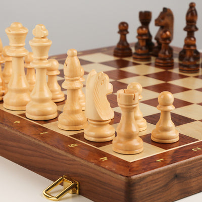 Juego de Ajedrez en Madera Maciza Grande con Tablero Plegable para Niños - Image 2