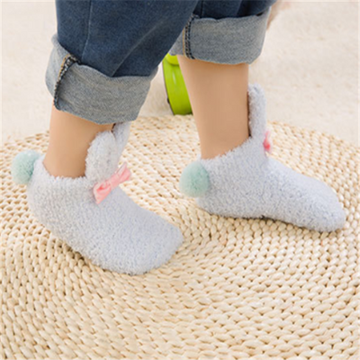 Calcetines de Bebé Niña Coral Fleece Suave con Diseño de Conejito - Image 10