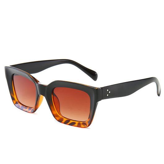 Gafas de Sol Modernas - Image 9