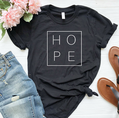 Playera Básica Hope de Algodón - Unisex, Cuello Redondo, Corte Relajado - Image 4