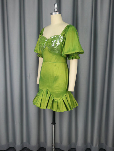 Vestido de Noche Elegante con Lentejuelas y Volantes - Image 14