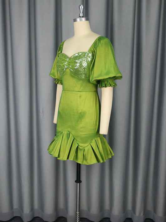Vestido de Noche Elegante con Lentejuelas y Volantes - Image 14