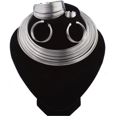 Juego de Aretes de Rayas Metálicas - Image 3