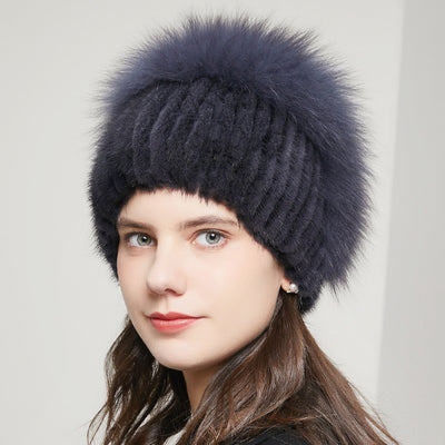 Gorro Tejido de Invierno para Mujer con Pedrería y Pelaje de Zorro - Image 10