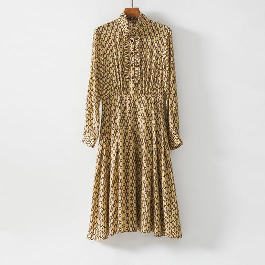 Vestido de seda con estampado de cadenas y detalles de madera - Image 5