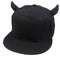 Gorra de Béisbol Negra con Cuernos