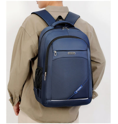 Mochila de Viaje Ligera y Capacidad Amplia para Hombre - Image 21