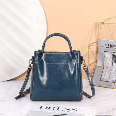 Bolso Bandolera de Cuero para Mujer - Diseño Versátil y Portátil - Image 12