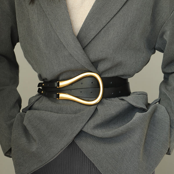 Cinturón Dorado con Hebilla de Cobre Retro para Mujer