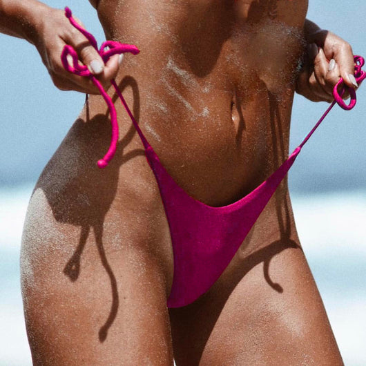 Tanga Triangular con Cordones - Image 8