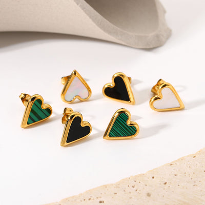 Aretes de Concha Negra Natural con Diseño de Amor - Image 15