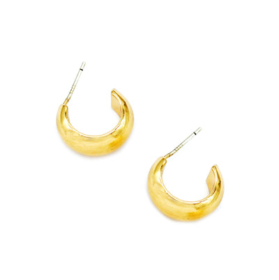 Aretes Dorados en Forma de C - Diseño Elegante y Minimalista - Image 7