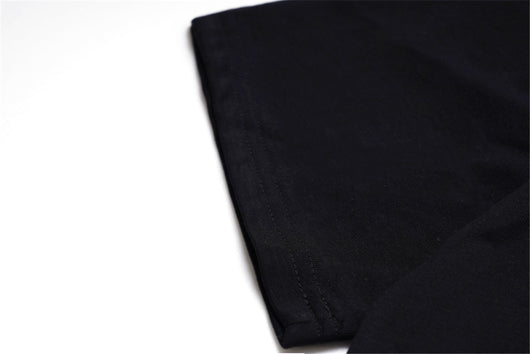Camiseta Estampada con Cruz para Hombre - Image 9