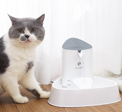 Dispensador Automático de Agua para Perros y Gatos - Image 2