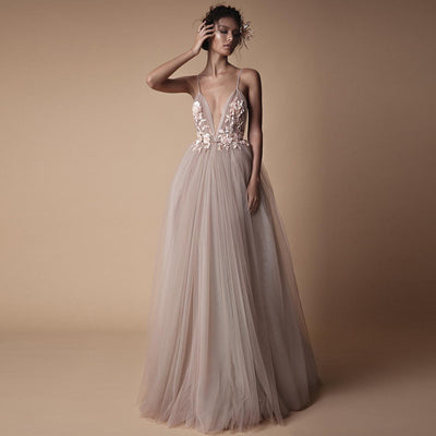 Vestido de Novia y Dama de Honor Elegante con Tirantes