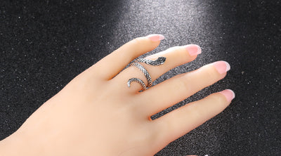 Anillo Ajustable Espíritu Serpiente Punk Retro con Apertura Estereoscópica - Image 3