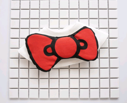 Babero de 360 Grados con Protección de Saliva y Lazo Rojo Desmontable - Image 6